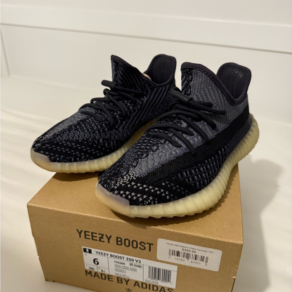 Adidas Yeezy Boost 350 V2 Carbon Asriel Men’s 6 Women’s 7.5